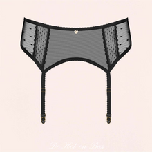 Charger l'image dans la galerie, Un choix unique de Porte jarretelle dentelle disponible dans notre magasin De Hot en Bas.