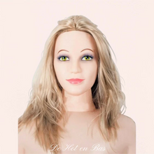 Charger l'image dans la galerie, Assouvissez vos fantasmes avec la poupée réaliste Shy Camilla, une splendide partenaire de sexe docile avec une belle poitrine, prête à vous accueillir dans son vagin ou son anus vibrants.