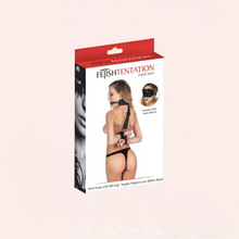 Charger l'image dans la galerie, La punition et l'immobilisation au coeur de ce modèle fétichiste pour couple.