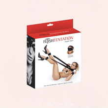 Charger l'image dans la galerie, Découvrez toutes nos sangles de maintien pour l'immobilisation et le transport : sangle pour plan dur, attache poignets adultes, entraves chevilles.