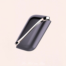 Charger l'image dans la galerie, Il offre 11 niveaux d'intensité selon votre humeur et vous stimule avec ses ondes douces ou puissantes grâce à un fonctionnement intuitif qui vous permet de basculer facilement entre les intensités et vous procure un maximum de plaisir.