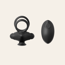 Charger l'image dans la galerie, Vente cockring télécommandé vendu avec télécommande et le câble USB pour le rechargement.
