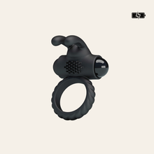 Charger l'image dans la galerie, Cockring vibrant rabbit de couleur noir en silicone extensible pour homme.
