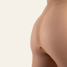 Charger l'image dans la galerie, Vente collant ouvert à l'entrejambe très sexy pour femme de haute qualité de couleur nude.
