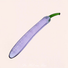 Charger l&#39;image dans la galerie, Magnifique dildo aubergine en verre de couleur violet et vert de haute qualité.
