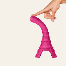 Charger l'image dans la galerie, Réalisé en silicone premium ultra doux très flexible, la TOUR est FOLLE est idéale pour pénétrer vos parties les plus intimes.
