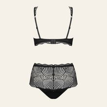 Charger l'image dans la galerie, Cet ensemble de lingerie chic comporte un soutien-gorge avec bretelles réglables et une culotte taille haute pour une mise en valeur de vos formes.
