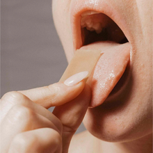Charger l'image dans la galerie, Elles apportent une puissante fraîcheur mentholée, parfaite pour la stimulation clitoridienne, le sexe oral ou les baisers époustouflants.
