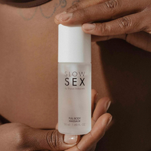 Charger l'image dans la galerie, Gel de massage intense pour des massage glissant, vous pouvez l'utiliser sous l'eau !
