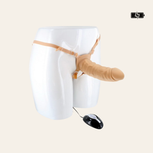 Charger l'image dans la galerie, Gode ceinture vibrant très puissant pour homme de haute qualité.
