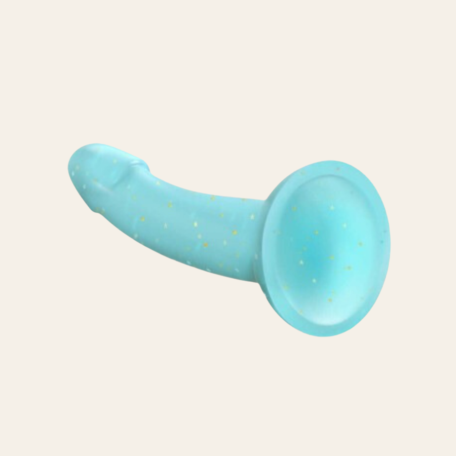 Une ventouse ultra puissante à la base du gode vous permettra de le fixer n'importe ou vous le souhaitez.