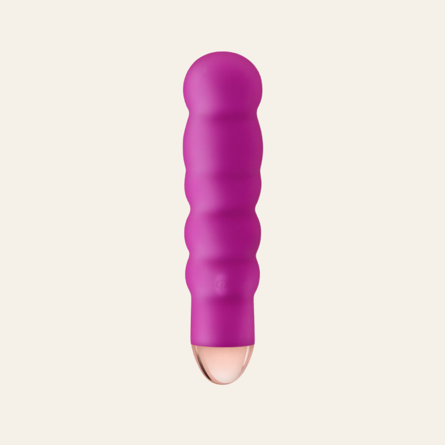 Mini vibromasseur vibrant et puissant Giggle rose ondulé serra parfait pour votre stimulation vaginale.