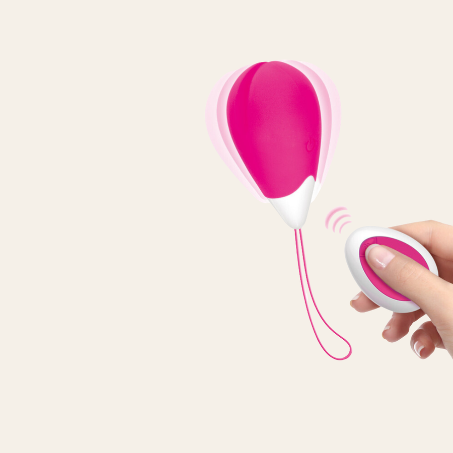 La télécommande sans fil pour votre jouet intime Love Egg 2 de la marque Yoba est fournie avec l'oeuf vibrant.