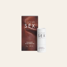 Charger l'image dans la galerie, Vente parfum solide intime de la gamme Slow Sex pour femme et homme à petit prix disponible sur notre site en ligne.
