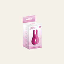 Charger l'image dans la galerie, Sa forme assure une bonne prise en main pour des caresses précises.
