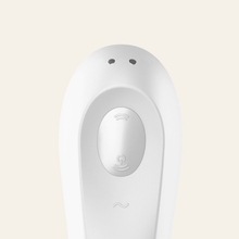 Charger l'image dans la galerie, Un stimulateur vibromasseur blanc qui propose d'un côté une élément incurvé pour une pénétration douce jusqu'au point G, de l'autre, le fameux système d'air pulsé qui viendra stimuler et caresser le clitoris pour des orgasmes profonds.
