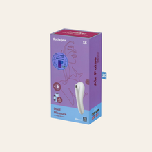 Charger l'image dans la galerie, Le stimulateur de la marque Satisfyer est délicatement disposé dans un joli coffret avec le chargeur et la notice pour une utilisation rapide et efficace de votre nouveau jouet vibrant.
