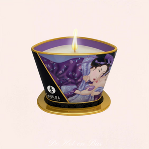 La bougie parfumé fruits exotiques de la collection Shunga créer  une huile de massage pour des moments intimes avec votre amoureux.