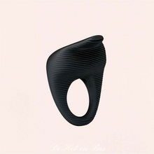 Charger l&#39;image dans la galerie, Le cockring, anneau pénien vibrant de couleur noir est lavable et réutilisable.

