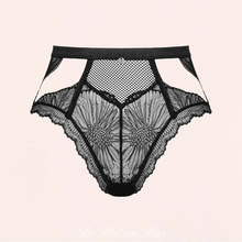 Charger l&#39;image dans la galerie, Vente culotte Mibelia de la marque Obsessive disponible en deux tailles différentes pour femme.
