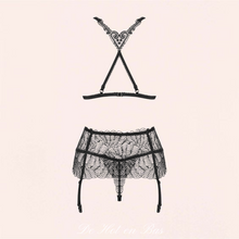 Charger l&#39;image dans la galerie, Sexy ensemble de lingerie en dentelle noir Charline pour femme.
