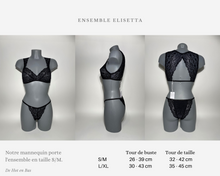Charger l&#39;image dans la galerie, Guide des tailles de la marque Obsessive pour cet ensemble de lingerie Elisetta en dentelle noire.
