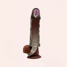 Charger l&#39;image dans la galerie, La gaine de pénis est confortable. Vous pouvez la mettre sur le sexe et l&#39;accrocher avec le cockring au niveau des testicules.
