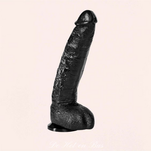 Ce gode réaliste géant est fabriqué en PVC noir de haute qualité.