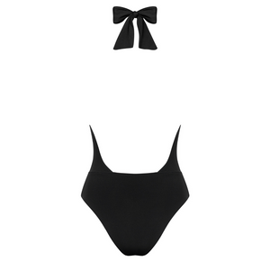 Le maillot de bain 1 pièce noir est sexy avec un décolleté plongeant sur le devant du maillot de bain Cap Ferret. 