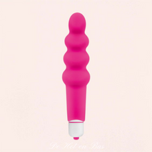 Charger l&#39;image dans la galerie, Petit mais puissant ce mini vibromasseur à piles de couleur rose est parfait comme premier sextoy.
