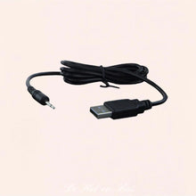 Charger l&#39;image dans la galerie, Le câble du chargeur USB est livré dans le coffret blanc de l&#39;oeuf vibrant Pretty Love Abner.
