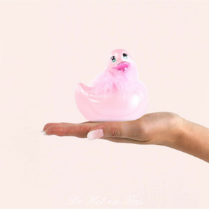 Le petit canard rose de la collection Paris est disponible sur notre site internet d'objets érotiques pour adultes.