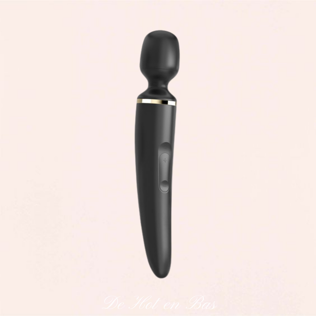 Le stimulateur wand de la marque Satisfyer est parfait pour vos moments intimes seule ou à plusieurs.