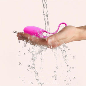 Cet oeuf vibrant rose est étanche il est composé d'un silicone waterproof de haute qualité pour l'emmener partout avec vous, même dans le bain et sous la douche !